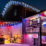 house that Trimlight Chicago put lights on