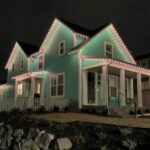 house that Trimlight Chicago put lights on