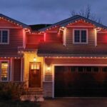 house that Trimlight Chicago put lights on