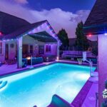 house that Trimlight Chicago put lights on